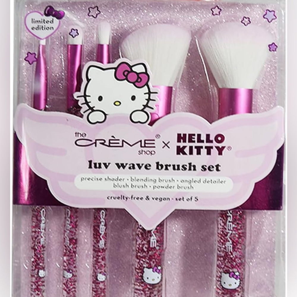 The Creme Shop Hello Kitty Luv Wave Brush Collection Silky-Soft Makeup Brushes